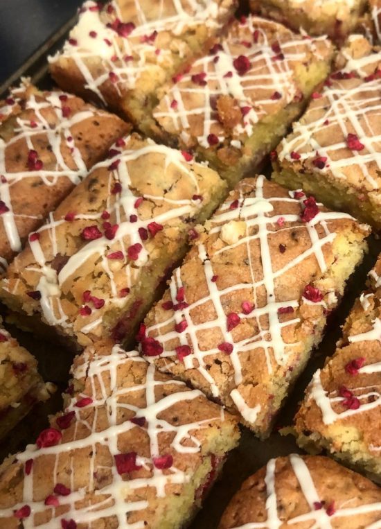 RASPBERRY WHITE CHOCOLATE BLONDIES